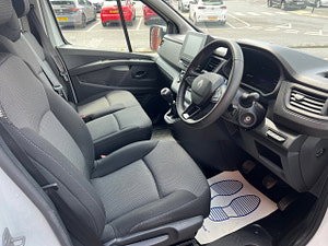 Renault Trafic thumbnail