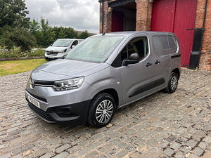 Toyota PROACE CITY thumbnail
