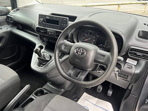 Toyota PROACE CITY thumbnail