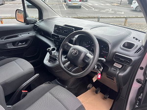 Toyota PROACE CITY thumbnail