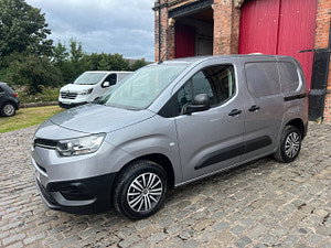 Toyota PROACE CITY thumbnail