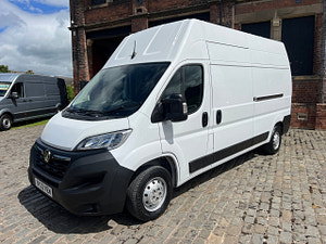 Vauxhall Movano thumbnail