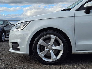 Audi A1 thumbnail