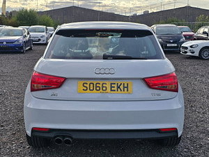 Audi A1 thumbnail
