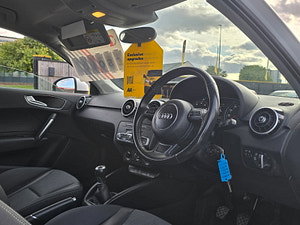 Audi A1 thumbnail