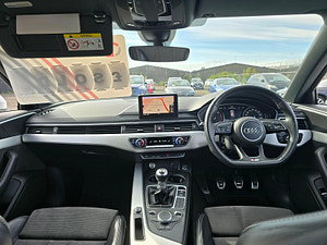 Audi A4 Avant thumbnail