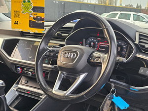 Audi Q3 thumbnail