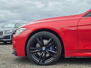 BMW 3 Series thumbnail