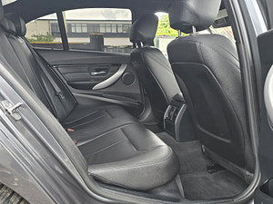 BMW 3 Series thumbnail