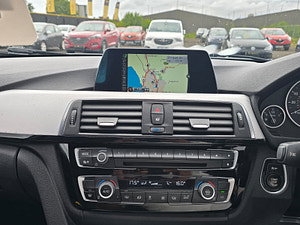 BMW 3 Series thumbnail