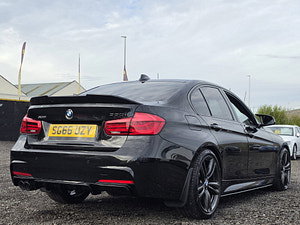 BMW 3 Series thumbnail