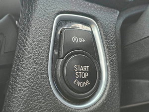 BMW 3 Series thumbnail