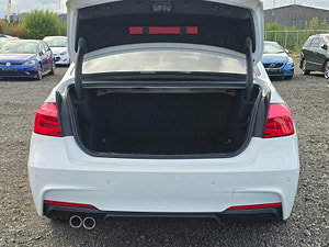BMW 3 Series thumbnail