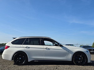 BMW 3 Series thumbnail