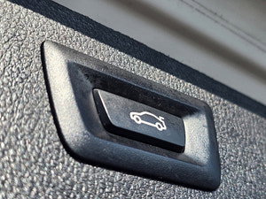 BMW 3 Series thumbnail