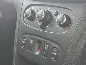 Dacia Sandero Stepway thumbnail