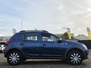 Dacia Sandero Stepway thumbnail