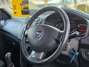 Dacia Sandero Stepway thumbnail