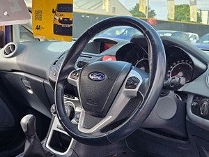 Ford Fiesta thumbnail