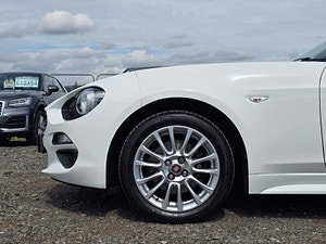 Fiat 124 Spider thumbnail