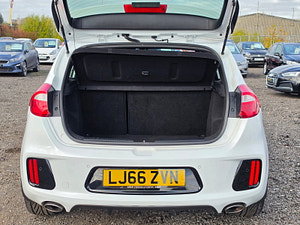 Kia Ceed thumbnail
