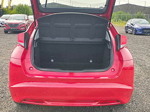 Honda Civic thumbnail