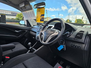 Hyundai IX20 thumbnail