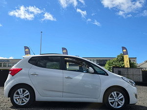Hyundai IX20 thumbnail