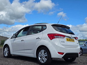 Hyundai IX20 thumbnail