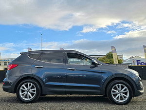 Hyundai Santa Fe thumbnail