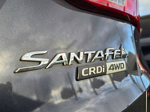 Hyundai Santa Fe thumbnail