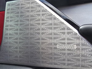 Land Rover Range Rover Velar thumbnail