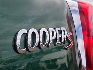 MINI Countryman thumbnail