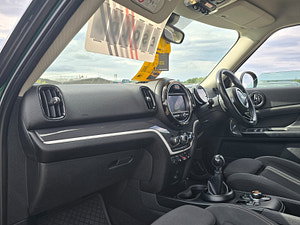 MINI Countryman thumbnail