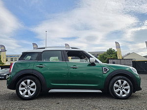 MINI Countryman thumbnail