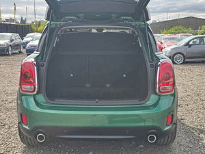 MINI Countryman thumbnail
