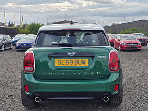 MINI Countryman thumbnail