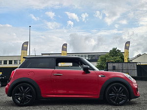 MINI Hatch thumbnail