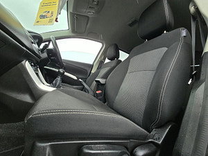 Suzuki SX4 S-Cross thumbnail