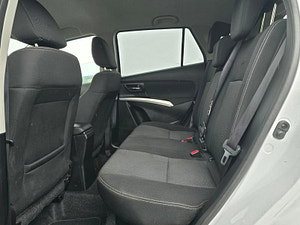 Suzuki SX4 S-Cross thumbnail