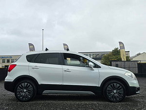 Suzuki SX4 S-Cross thumbnail