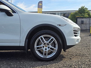 Porsche Cayenne thumbnail