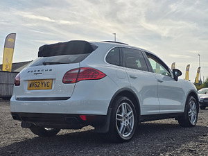 Porsche Cayenne thumbnail