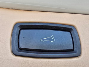 Porsche Cayenne thumbnail