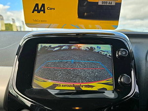 Peugeot 108 thumbnail