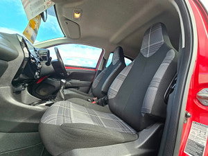 Peugeot 108 thumbnail