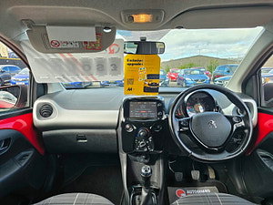Peugeot 108 thumbnail