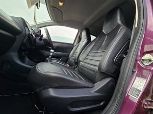 Peugeot 108 thumbnail