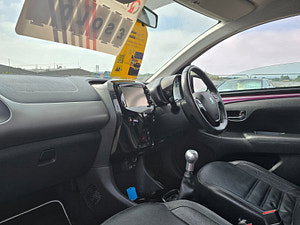 Peugeot 108 thumbnail