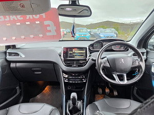 Peugeot 2008 thumbnail
